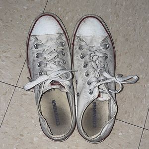 Used White Low Converse